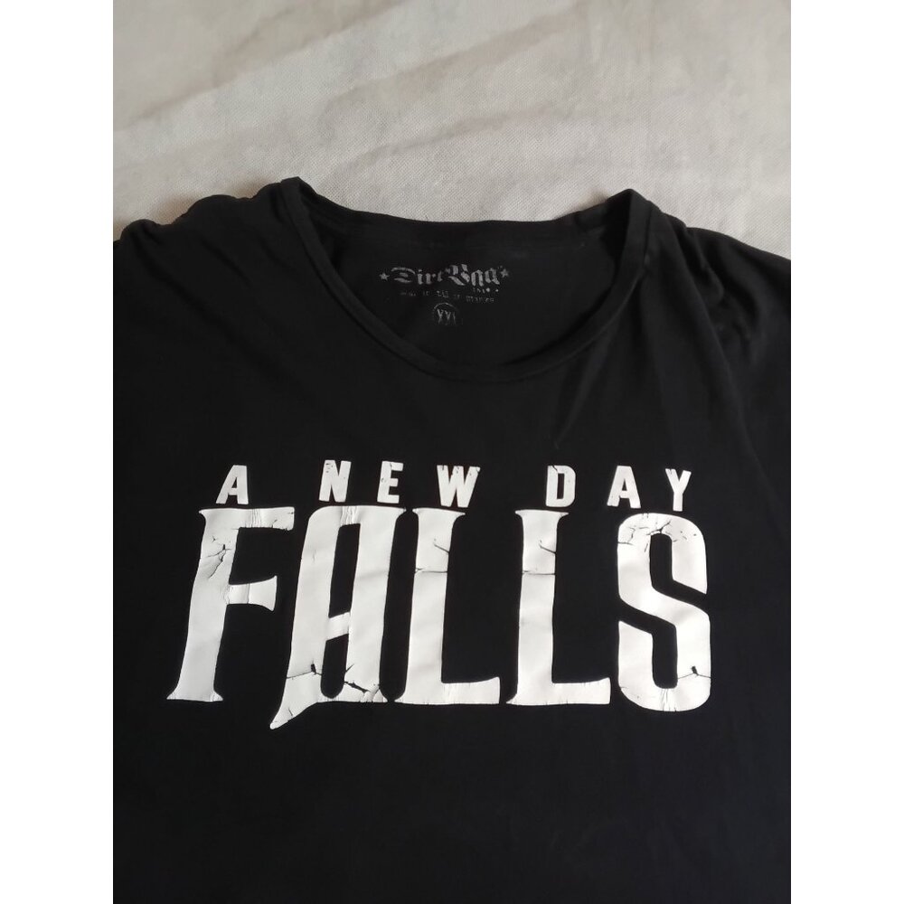 Dirtbag Clothing Co. T-Shirt A New Day Falls XXL